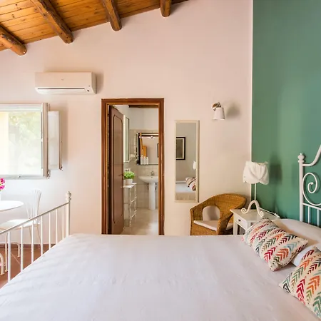 Ammirata By Wonderful Italy فندق مبيت وإفطار 3*